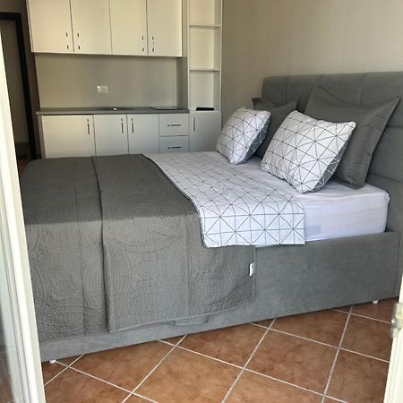 Apartament Raci Shëngjin Zewnętrze zdjęcie