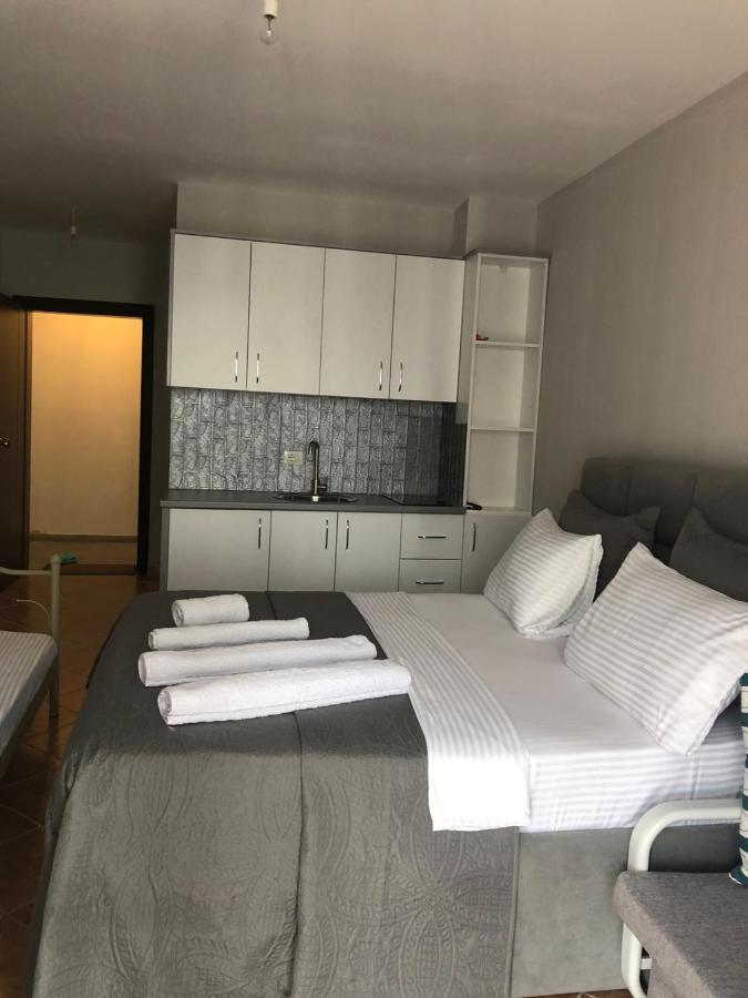 Apartament Raci Shëngjin Zewnętrze zdjęcie
