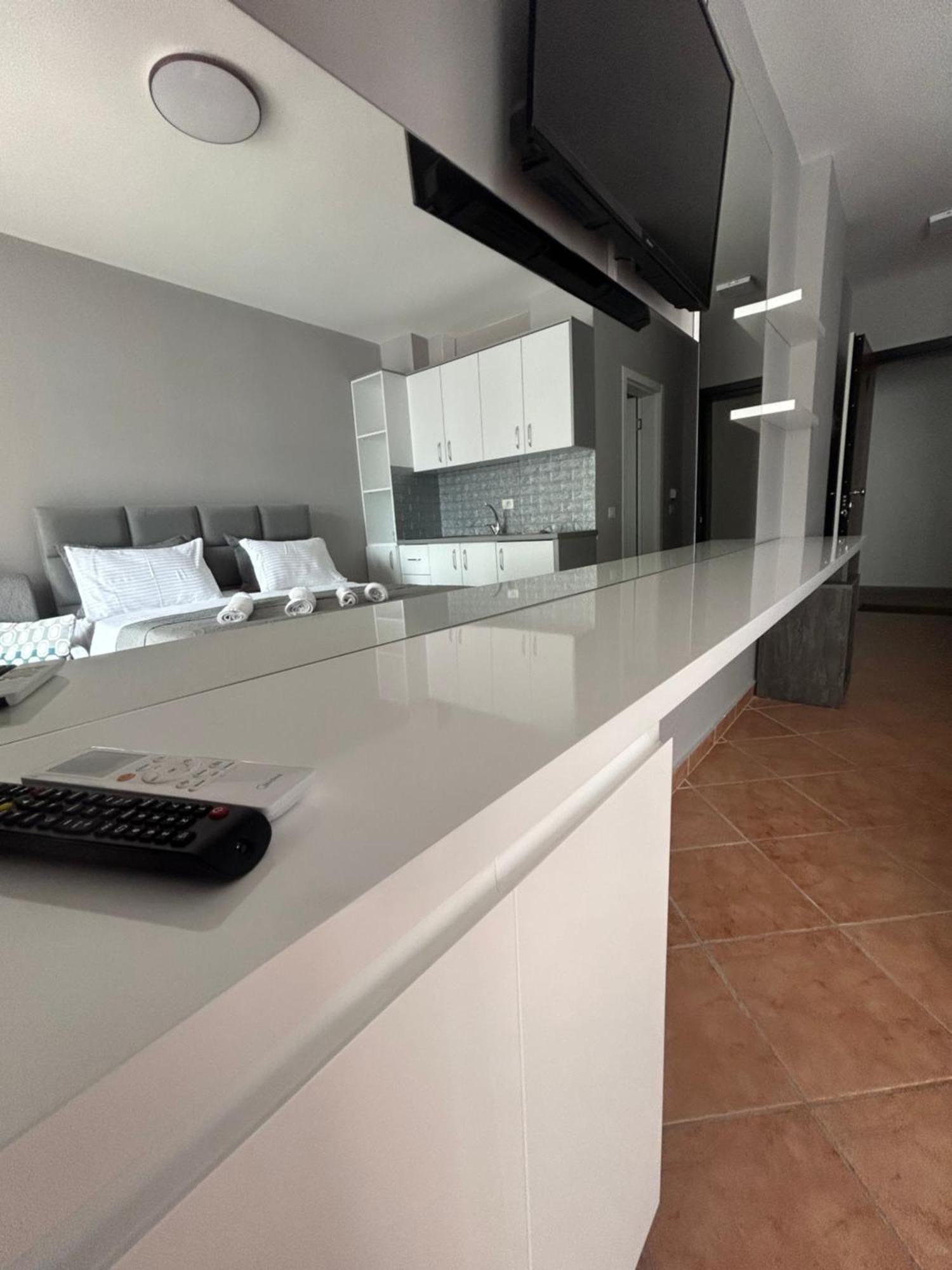 Apartament Raci Shëngjin Zewnętrze zdjęcie