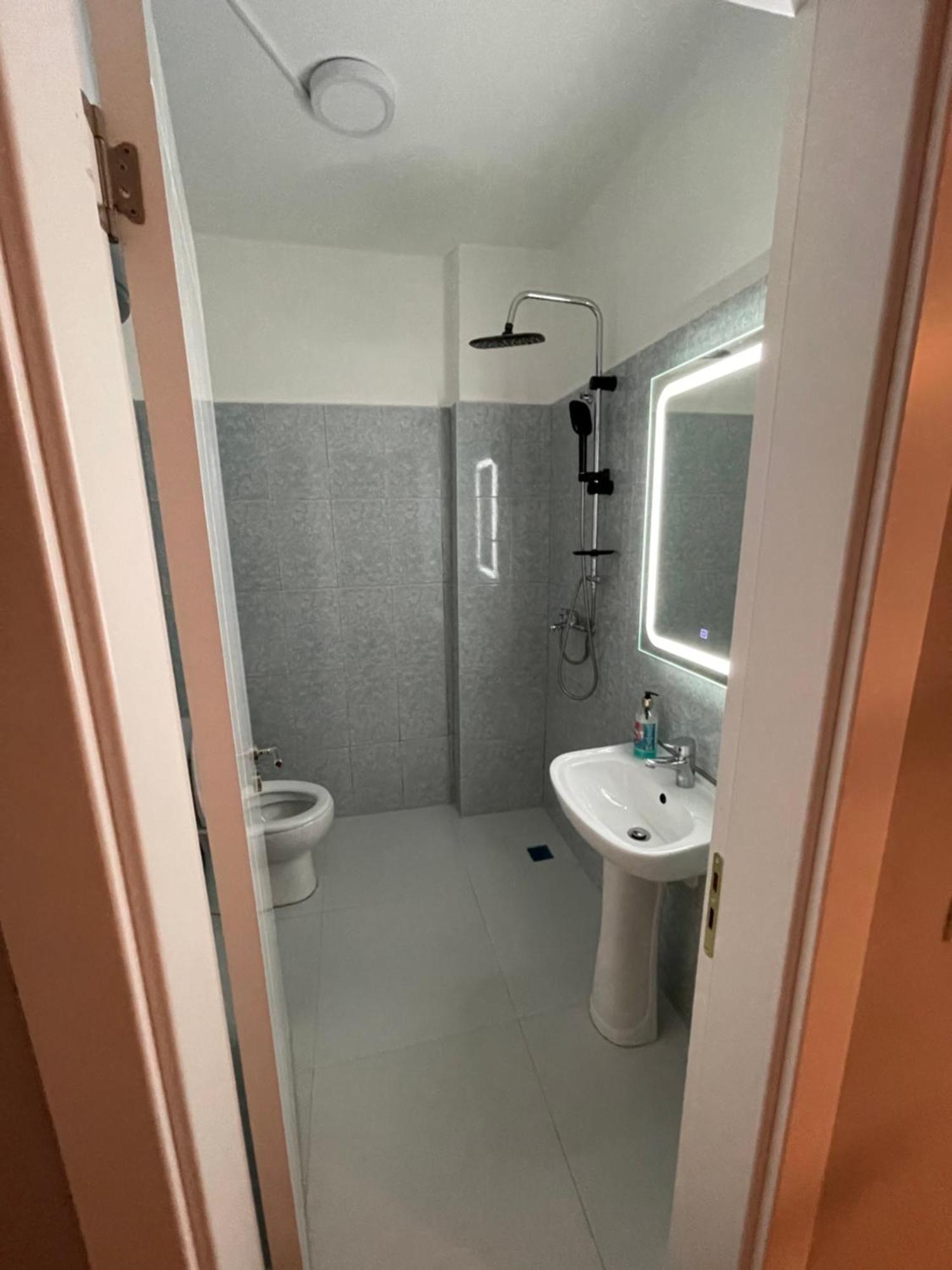 Apartament Raci Shëngjin Zewnętrze zdjęcie